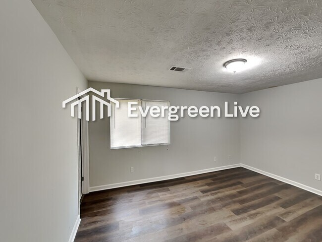 Building Photo - 5052 Galbraith Cir