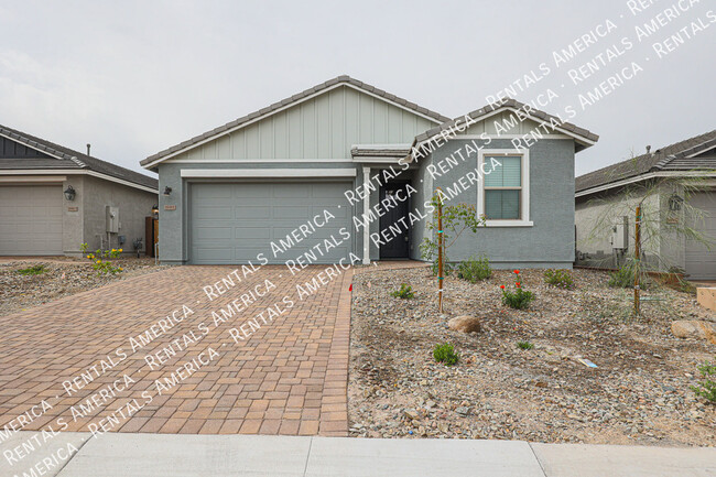 Primary Photo - 16911 W Siesta Wy