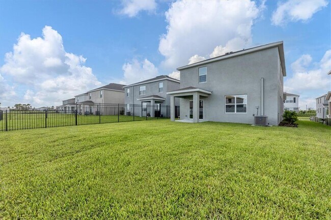 Building Photo - 17106 Barnwood Pl