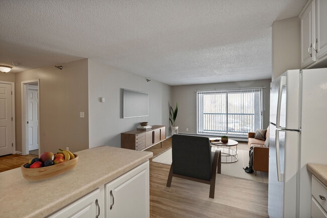 Building Photo - Riva Ridge Apartments