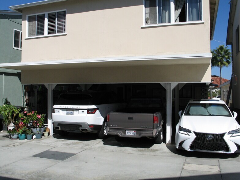 Building Photo - 1401 W Balboa Blvd