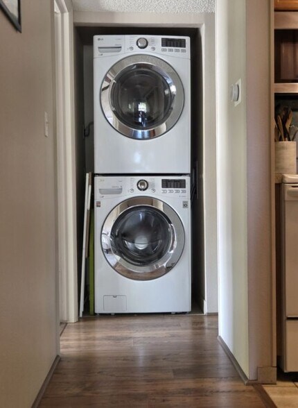 Building Photo - 1762 S Trenton St