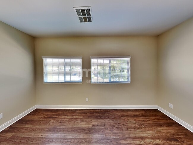 Building Photo - 2920 E Gables Vale Ct