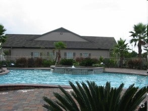 Building Photo - Fountains at Tidwell