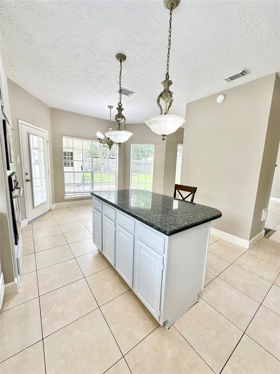 Building Photo - 14503 Redwood Bend Trail