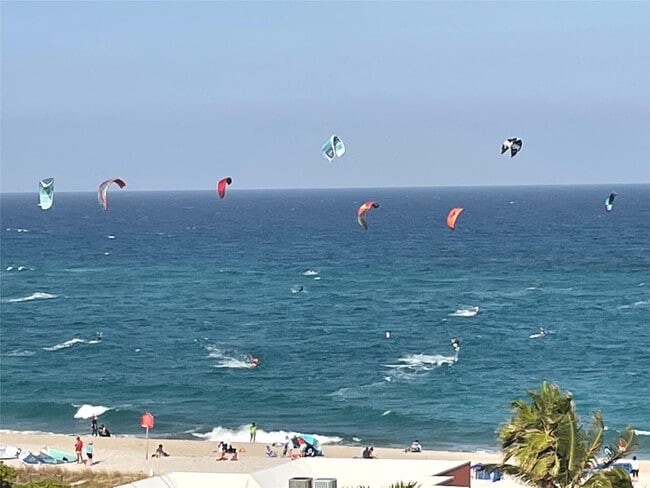 Building Photo - 1500 N Ocean Blvd