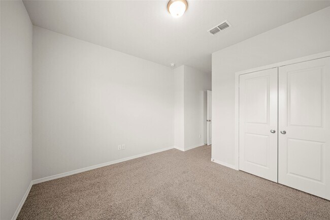 Building Photo - 8930 Emerald Cane Dr