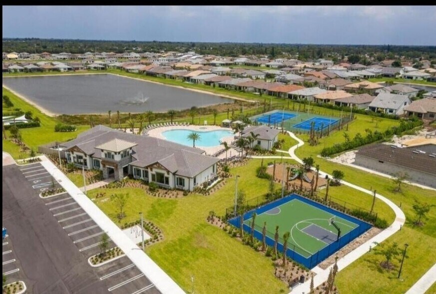 Primary Photo - 8301 Catria Ln