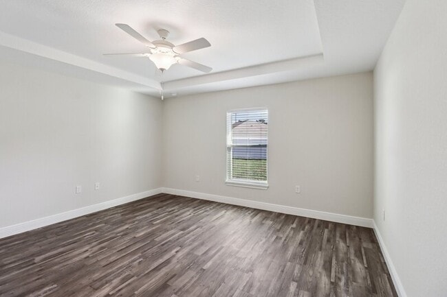 Building Photo - 7299 Hemlock Rd