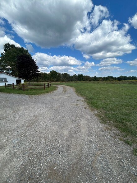 Building Photo - 24648 Plank Rd