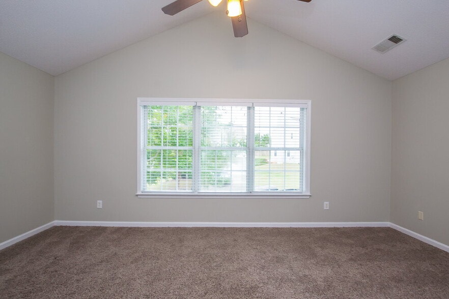 Building Photo - 4110 Glenaire Way NW