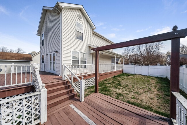 Building Photo - 12008 Valley Meadow Way