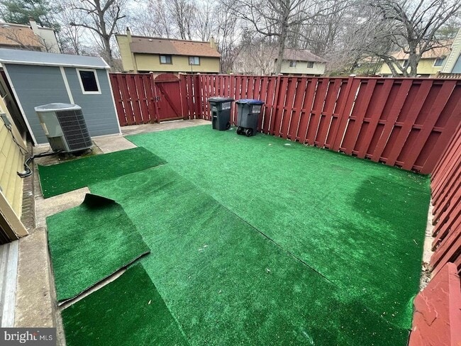 Building Photo - 10662 Spring Oak Ct