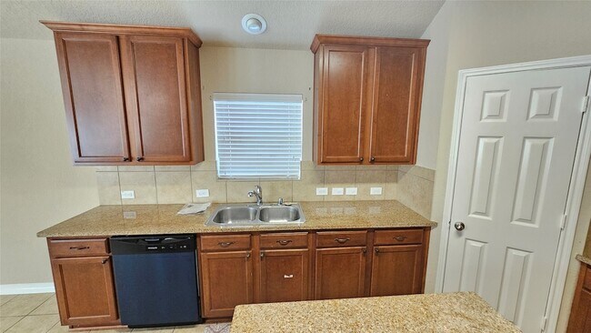 Building Photo - 1219 Pecos Pass Dr