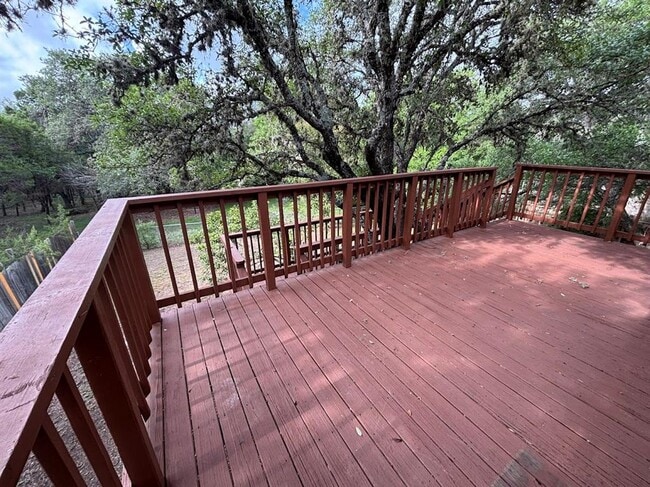 Building Photo - 701 Fairchild Dr