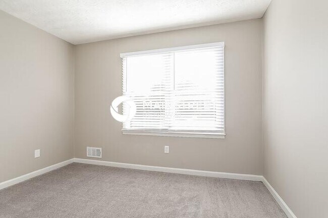 Building Photo - 3 Bedroom Pet-Friendly Home in Snellville,...
