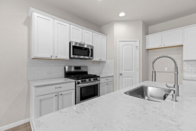 Building Photo - 2205 Singletree Bend