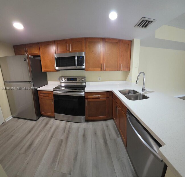 Building Photo - 5051 Wiles Rd