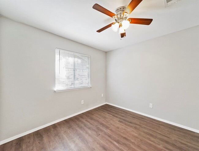 Building Photo - 22626 Leedstown Ln