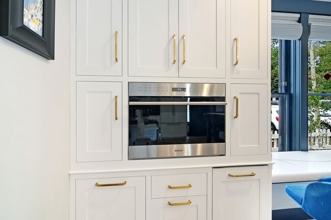 Building Photo - Summer in Downtown, historic Breckenridge! Luxury Home, Walk to Everything!