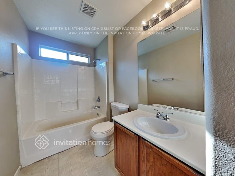 Building Photo - 9120 Blue Raven Ave