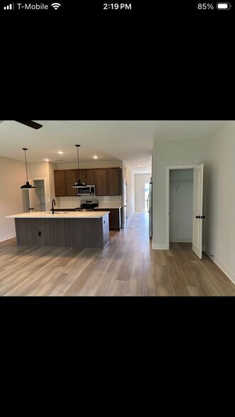 Building Photo - 8938 Keenberg Ln