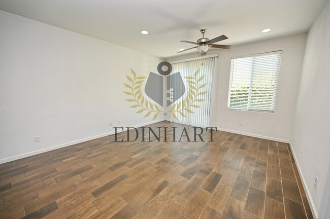 Building Photo - 3238 Lahar Ln