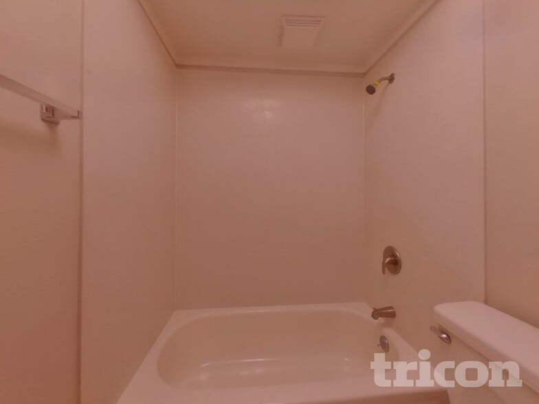 Building Photo - 2543 Hastings Way