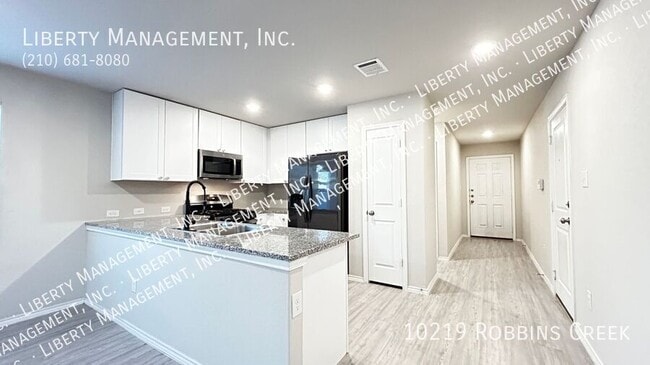Building Photo - 10219 Robbins Crk