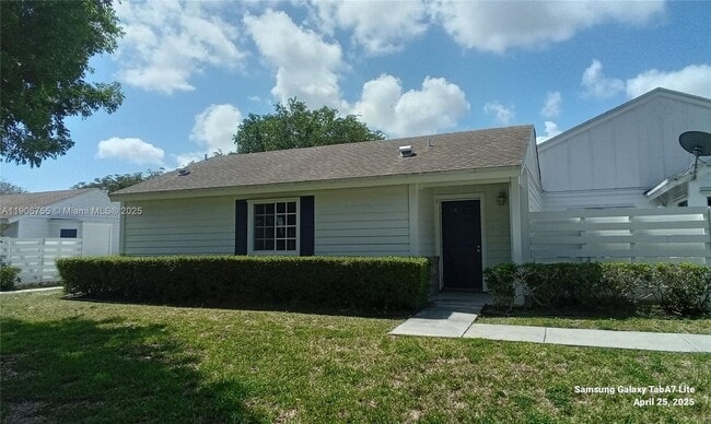 Building Photo - 13764 SW 149th Cir Ln