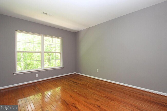 Building Photo - 7196 Dark Forest Dr