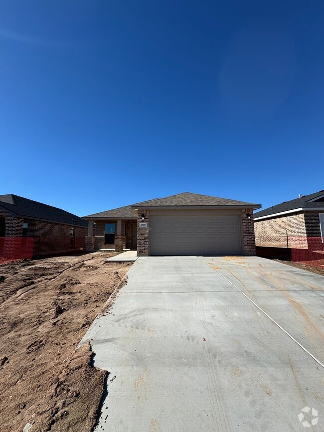 Building Photo - Brand New Construction 3/2/2  1/2 off spec...