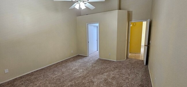 Building Photo - Silver Creek Home 3 Bed 2 Bath + Office