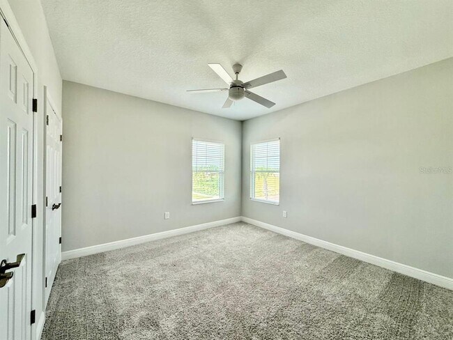 Building Photo - 35609 Stableton Ln