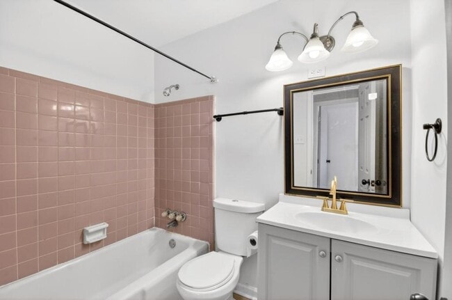 Building Photo - 4225 Cottage Ln