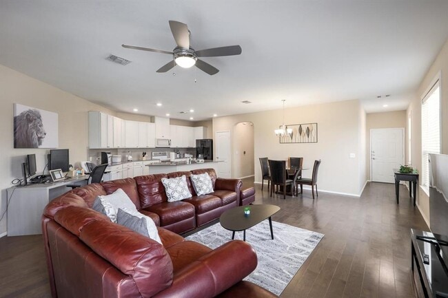 Building Photo - 6300 Garden Rose Path