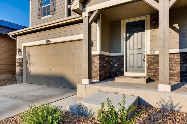 Building Photo - Welcome to Copperleaf!! Beautifully Mainta...
