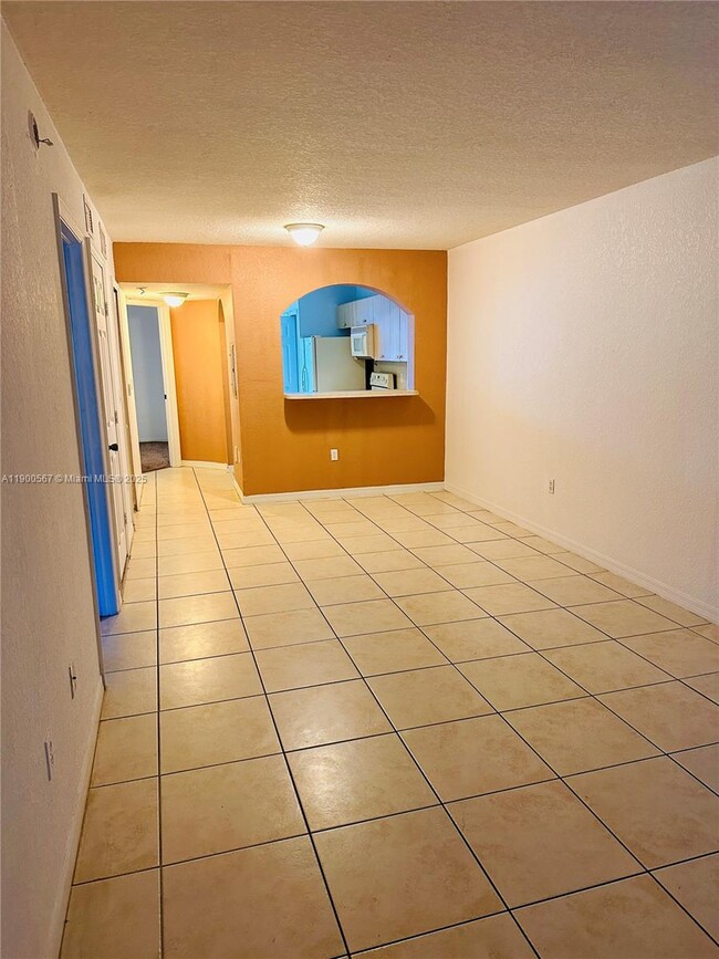 Primary Photo - 1250 SE 29th St