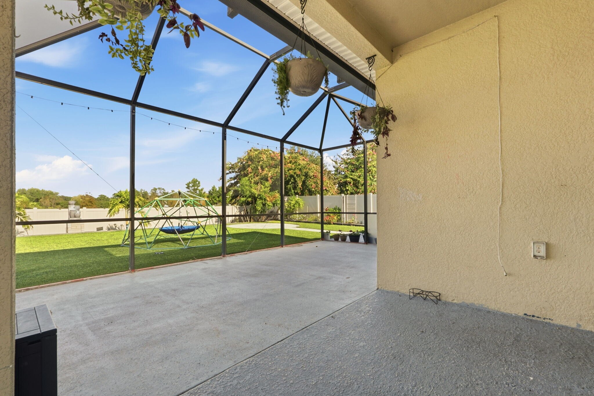 Building Photo - 1497 Pine Marsh Loop