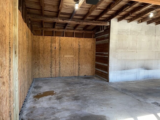 Building Photo - 2 Bed, 2 Bath newly renovated home located in Thomasville!