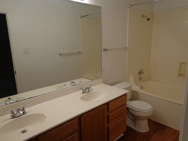 Building Photo - 17808 Grener Cove