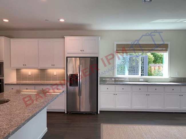 Building Photo - House is occupied *DO NOT DISTURB TENANTS* Call office with any questions