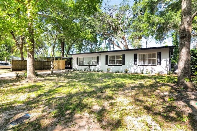 Building Photo - 600 NW 36th Dr