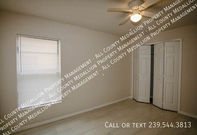 Building Photo - 1309 SE 8th Pl