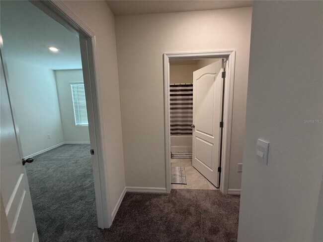 Building Photo - 1511 Ellesmere Ave