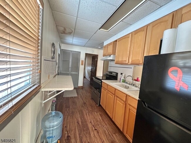 Building Photo - 19 Windemere Ave