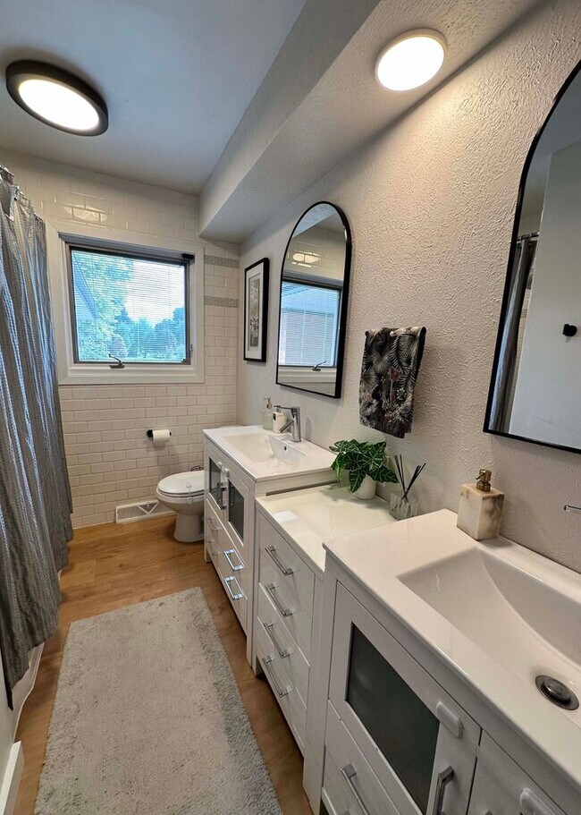 Building Photo - Beautiful 5 Bedroom Ranch in Virginia Vale