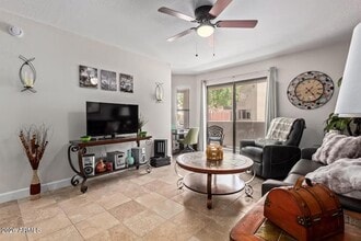 Building Photo - 4850 E Desert Cove Ave
