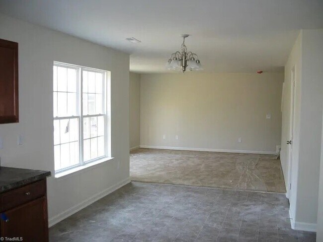Building Photo - 3426 Anita Glen Dr