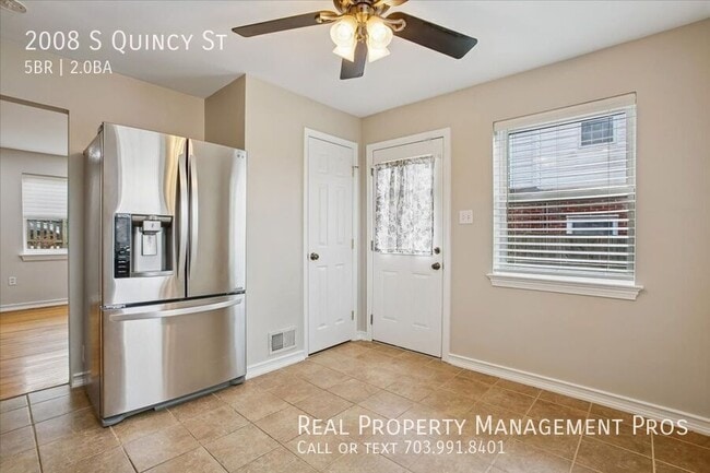 Building Photo - 2008 S Quincy St